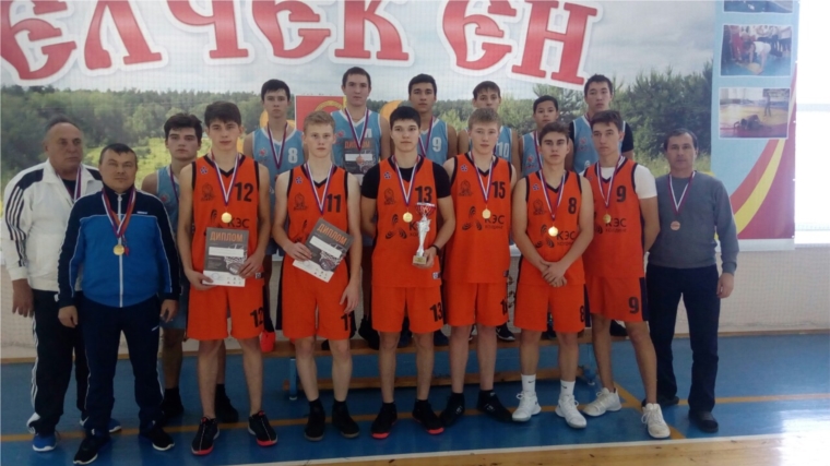 Завершилось первенство школьной баскетбольной лиги «КЭС-БАСКЕТ» в Яльчикском районе среди юношей