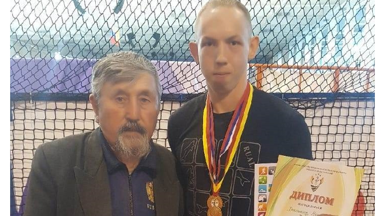 Николай Траншкин - обладатель Кубка Чувашской Республики по троеборью
