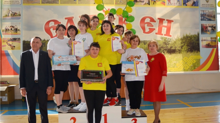 Завершился чемпионат Яльчикского района по волейболу среди женских команд в рамках 16 женского культурно-спортивного фестиваля