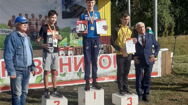 Фомкин Семен - победитель открытого соревнования по легкой атлетике в Батыревском районе