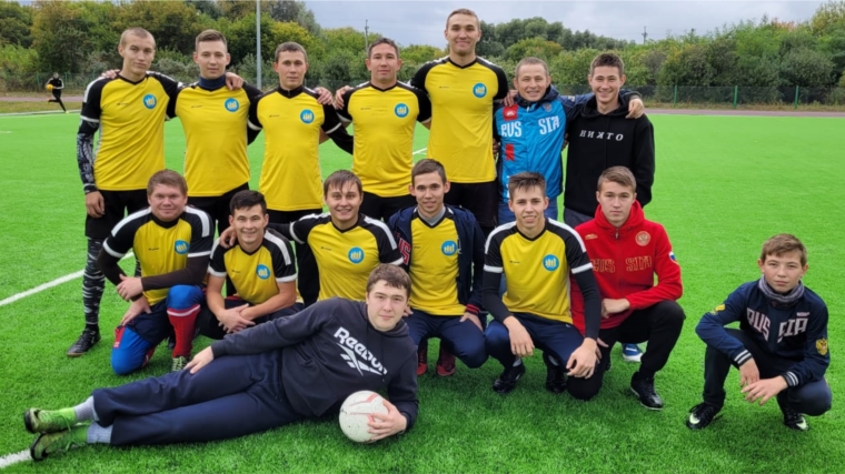 Футбольная команда "Кошки-Куликеево" стала победительницей яльчикского этапа "Кубка Дружбы"