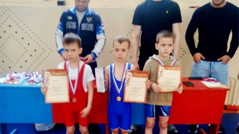 Юный борец Адюков Арсений - победитель турнира в городе Ульяновске