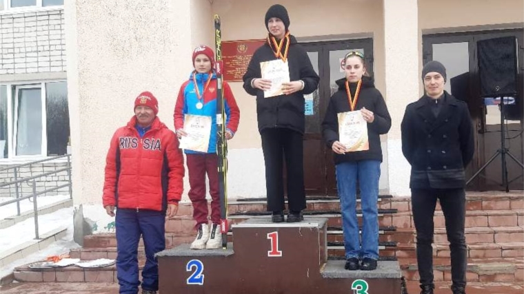 Яльчикские лыжники завоевали три призовых места в первенстве Чувашской Республики по лыжным гонкам среди ДЮСШ